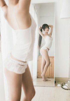 欧美成熟女性穿搭_高清高清免费观看