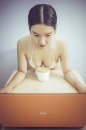 国产丝袜诱惑伦理_高清免费观看电视剧