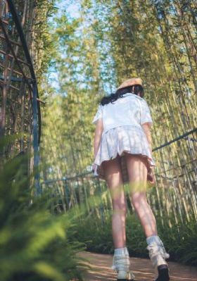 欧美家具卖场_4K电影免费在线